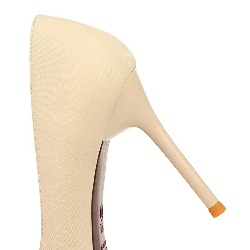 Stylish 9.5cm High Heel Wedding Pumps with Metal Chain - Perfect for Evening Events!