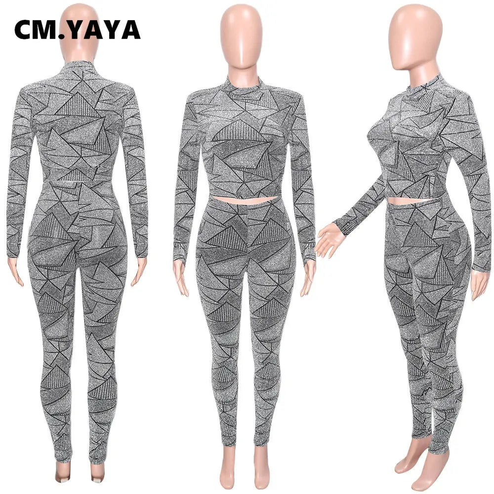 Geometrical Women's Activewear Set - Long Sleeve T-shirt & Leggings - CM.YAYA