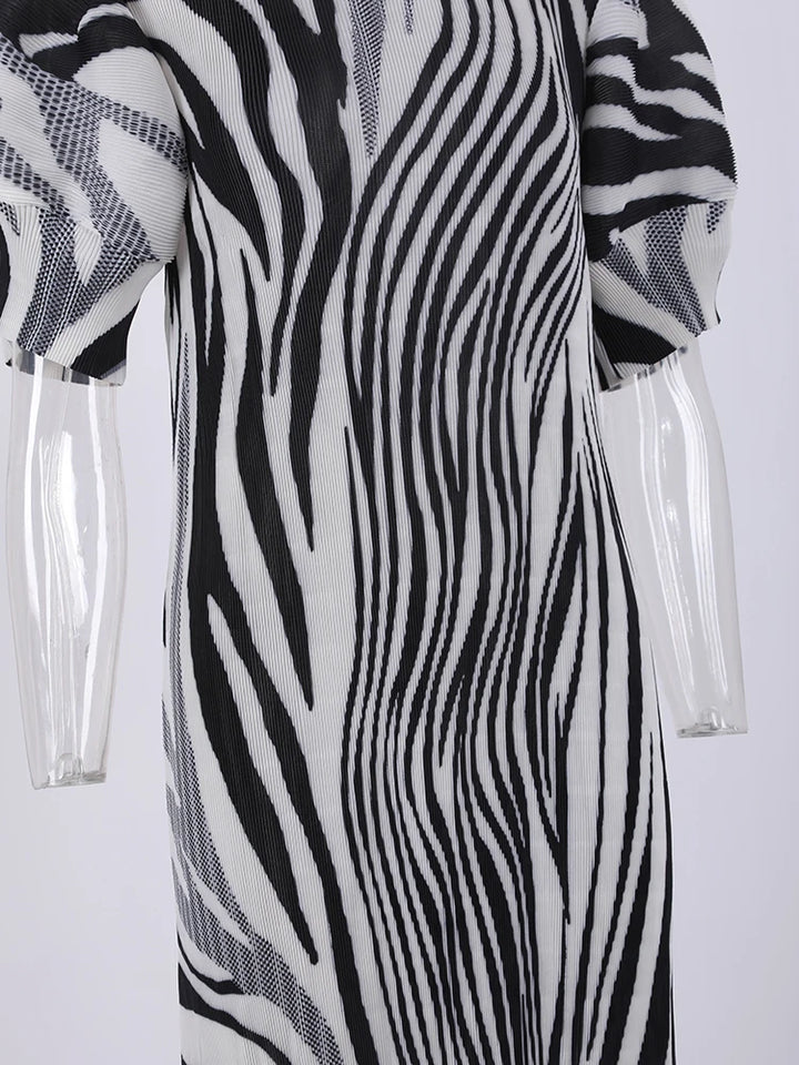 LANMREM Black & White Print Dress | Fashionable Puff Sleeves | Spring 2024 | One Size | 32C474