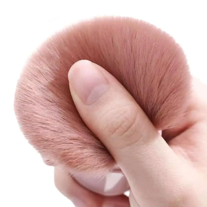 Retractable Blush Brush: Portable, Soft & Multi-Functional for Flawless Makeup