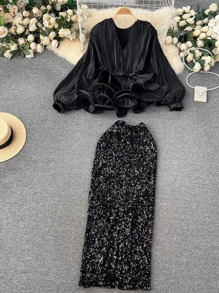 Sparkle in Style: 2-Piece Sequined Set - V Neck, Lantern Sleeves, Belt, Ruffles, Elastic Waist Skirt