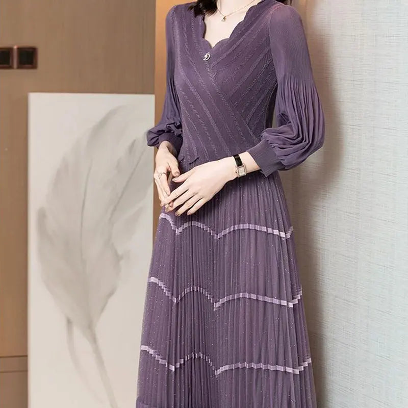 Elegant V-Neck Knitted Dress - Spring/Autumn Collection