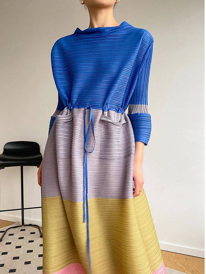 2024 Spring Summer Fashion Plus Size Color-block Dress with Flared Sleeves and Belt