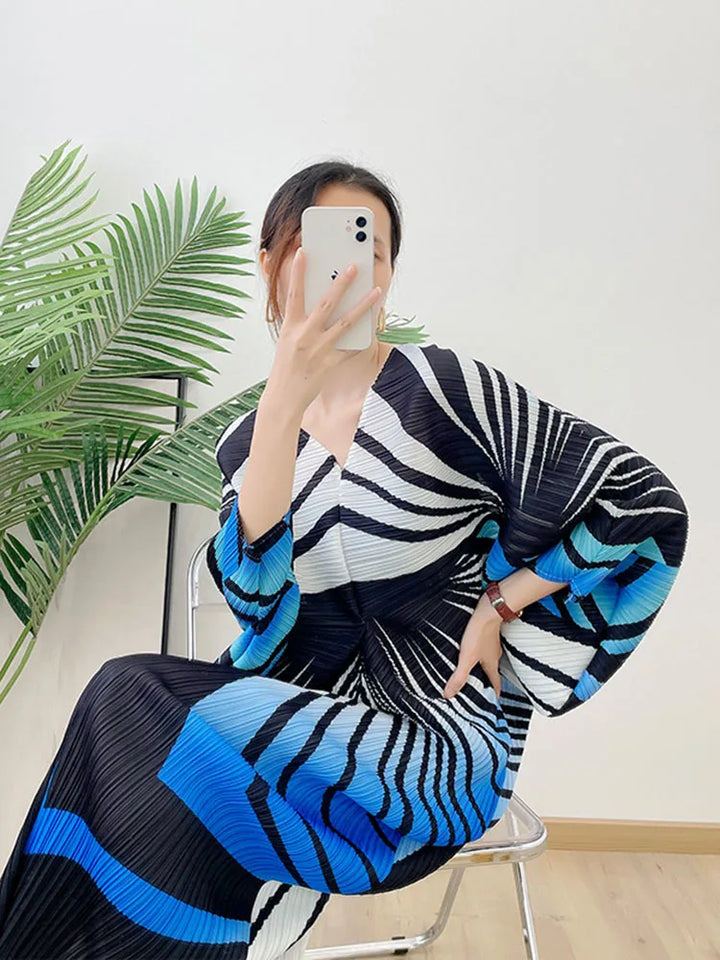 Chic Zebra Print Party Dress | V Neck | Batwing Sleeves | 130cm Length