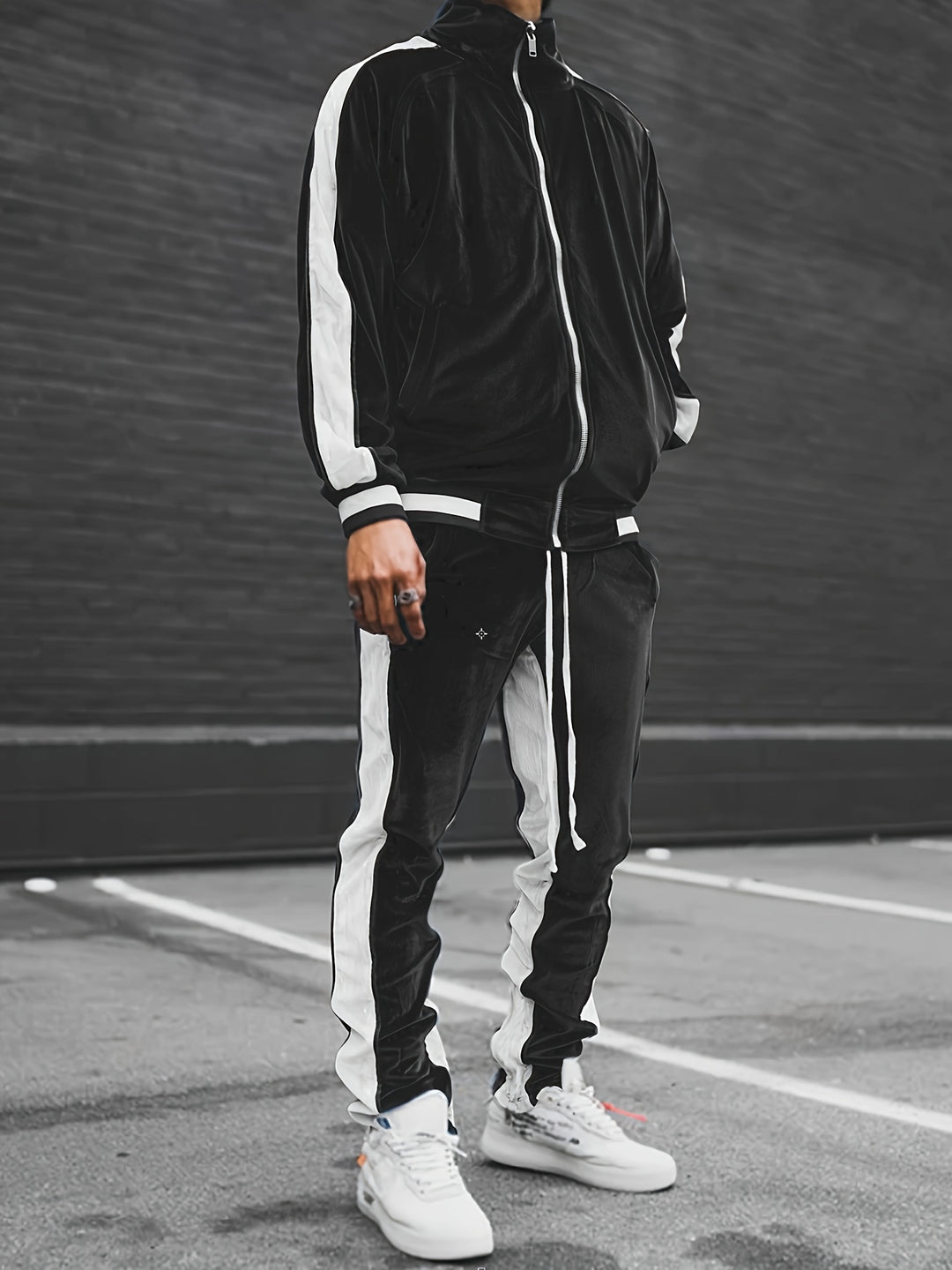 Men's Classic Velvet Athletic Tracksuit Set for Gym and Running