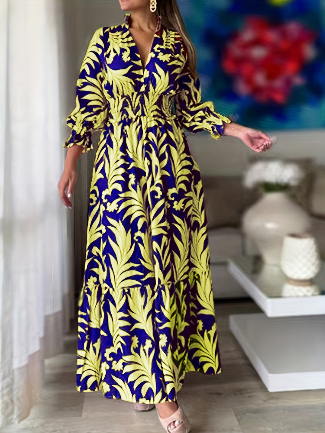 Plus Size Plant Print Dress, Elegant V Neck Shirred Waist Long Sleeve Dress, Women's Plus Size Clothing