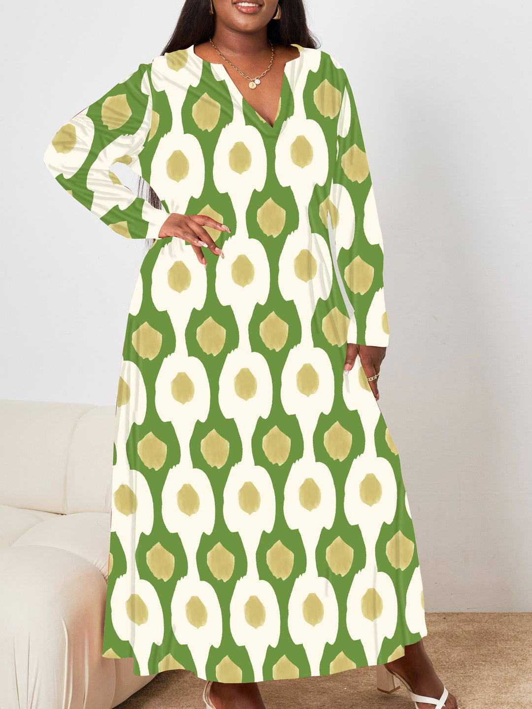 Stylish Plus Size Maxi Dress for Women, Allover Print V Neck Split Hem Design