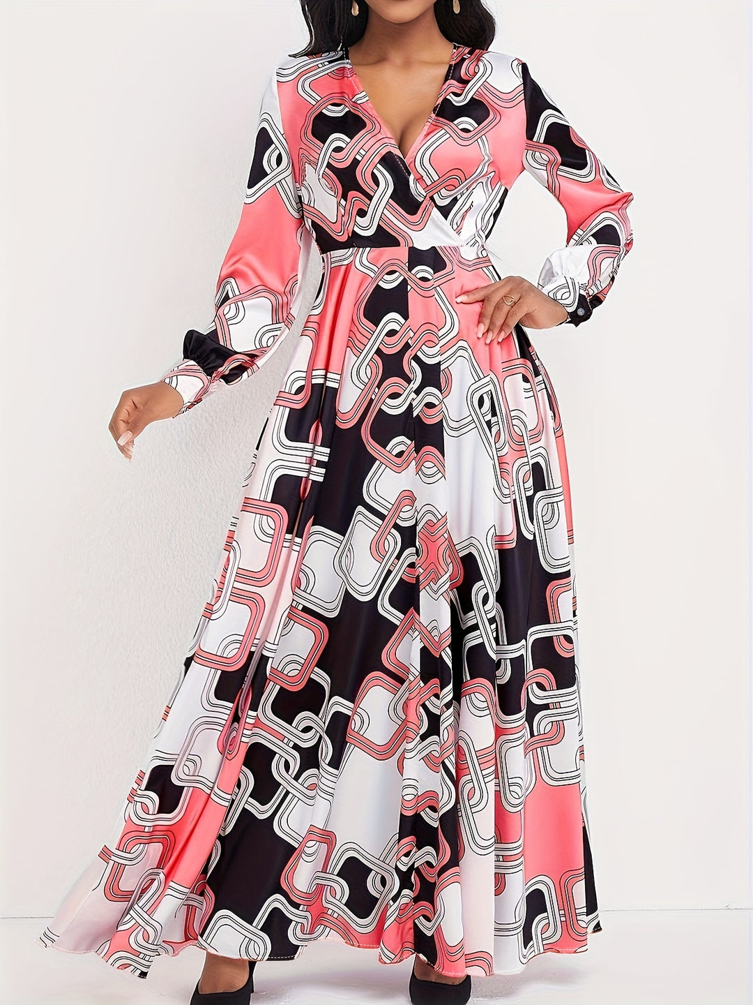 Plus Size Casual Dress, Women's Plus Colorblock Chain Print Lantern Sleeve Surplice Neck Maxi Dress