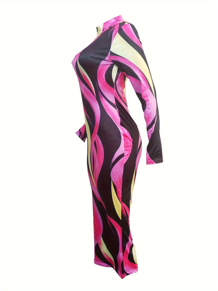 Flattering Plus Size Bodycon Dress with Abstract Stripe Print and High Neck Design