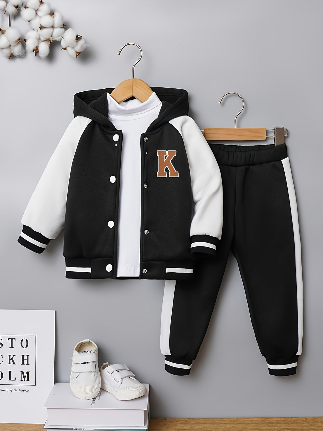 2pcs Boys K Print Long Sleeve Color Block Drop Shoulder Varsity Baseball Hooded Jacket&Casual Pants Outfit, Kids Clothing For Spring Fall