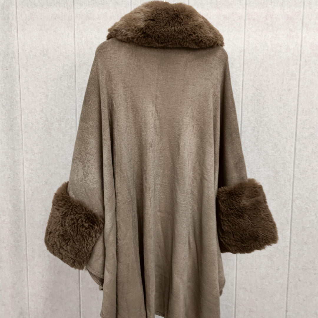 Soft Faux Rabbit Fur Collar Shawl Solid Color Elegant Large Lapel Warm Coat Shawl Winter Thickened Windproof Cloak Cape