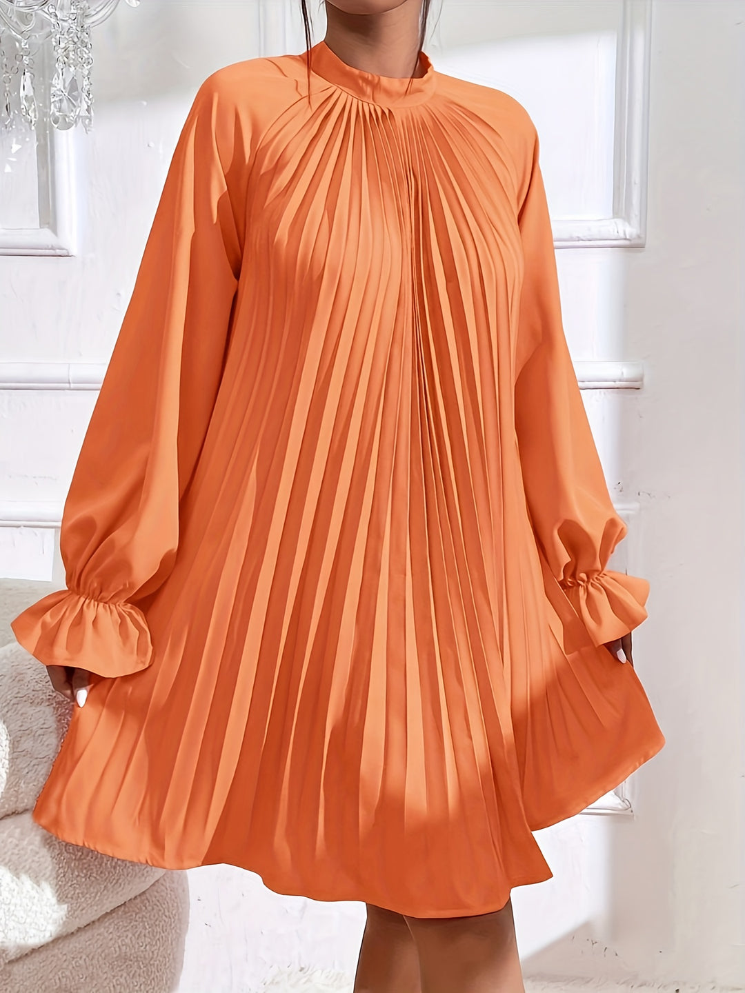 Elegant Solid Color Pleated Dress for Women, Casual and Comfortable Long Sleeve Dress
