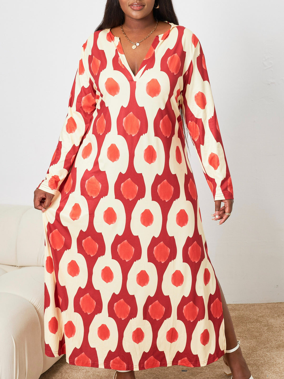 Stylish Plus Size Maxi Dress for Women, Allover Print V Neck Split Hem Design