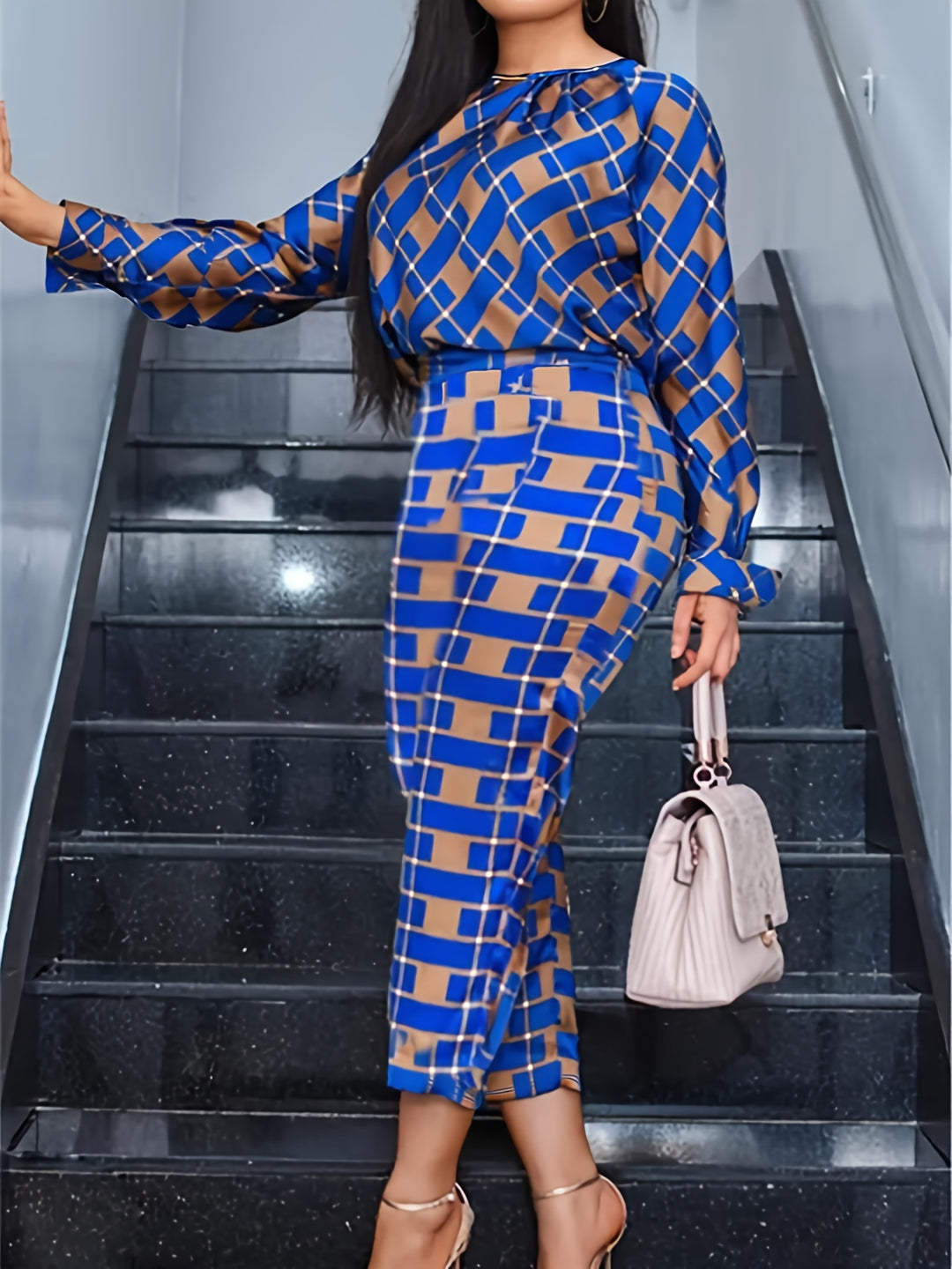 Plus Size Casual Outfits Set, Women's Plus Geometric Print Long Sleeve Round Neck Top & Pants Outfits 2 Piece Set