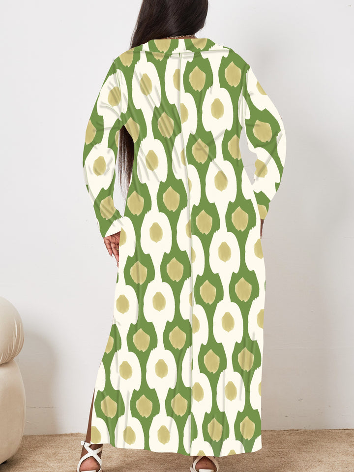 Stylish Plus Size Maxi Dress for Women, Allover Print V Neck Split Hem Design