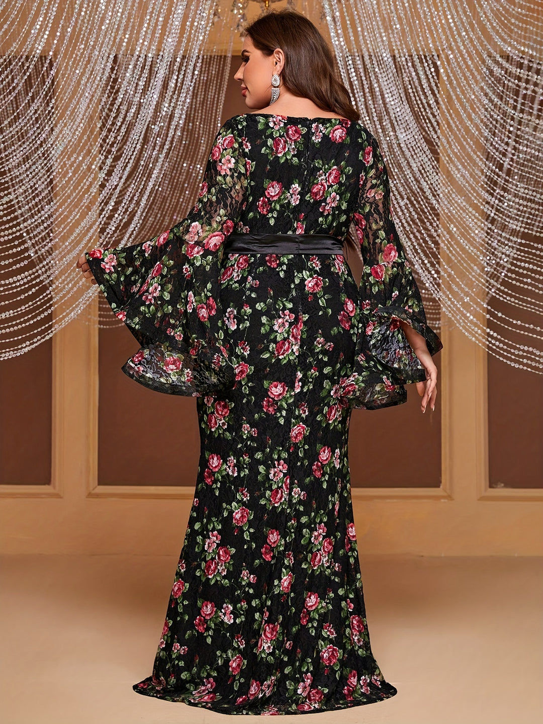 Elegant Plus Size Floral Dress for Parties and Banquets, with Flare Sleeves and Belted Waist