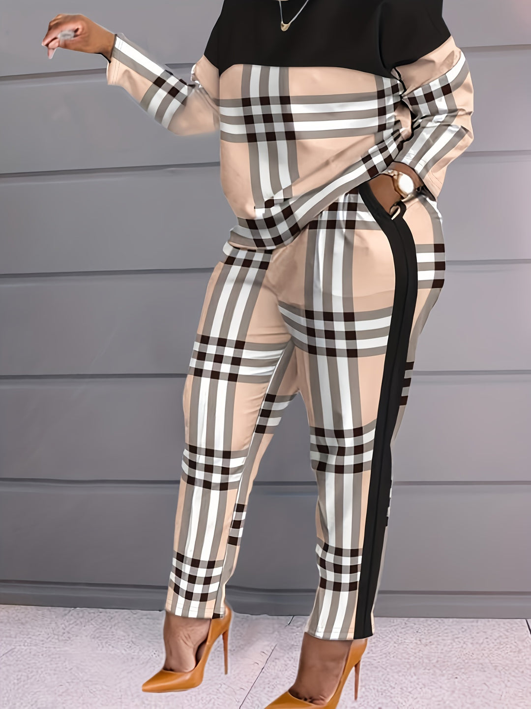 Plus Size Trendy Outfit Set, Women's Plus Colorblock Plaid Print Long Sleeve Round Neck Pullover Top & Pants Outfits Two Piece Set