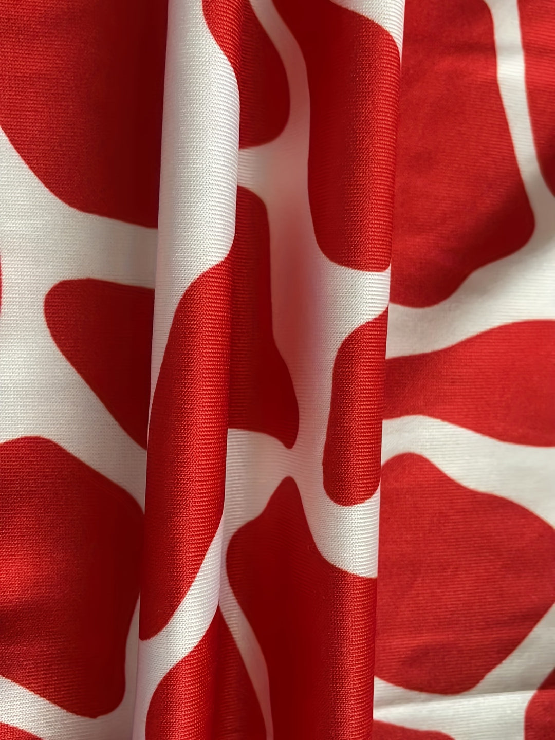 Plus Size Casual Dress, Women's Plus Giraffe Print Long Sleeve Scoop Neck Slight Stretch Maxi Slim Fit Dress