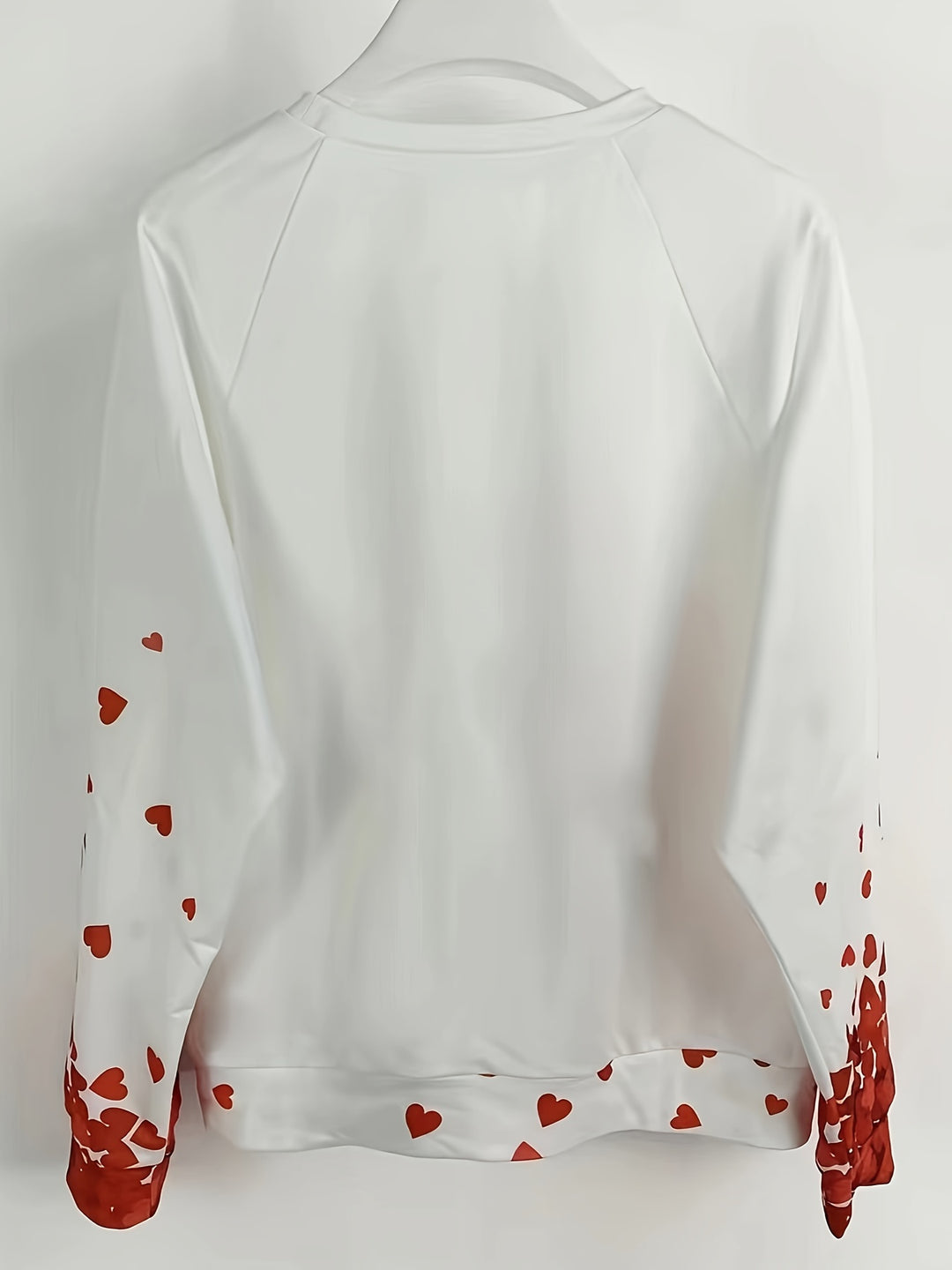 Plus Size Casual Top, Women's Plus Heart Print Long Sleeve Round Neck Loose Fit Top