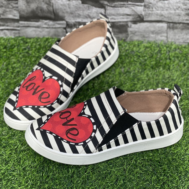 Women's Heart & Striped Print Laofers, Slip On Lightweight Soft Sole Casual Shoes, Valentine's Day Canvas Travel Shoes