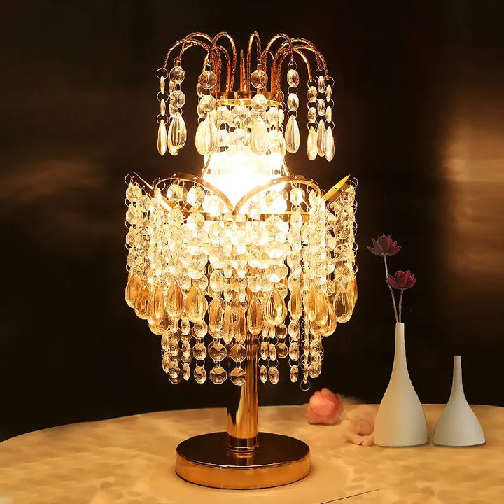 Luxury Crystal Table Lamps Creative Living Room Warm Princess Room Bedroom BedsideLight Fixtures Home Decor Wedding Lamps