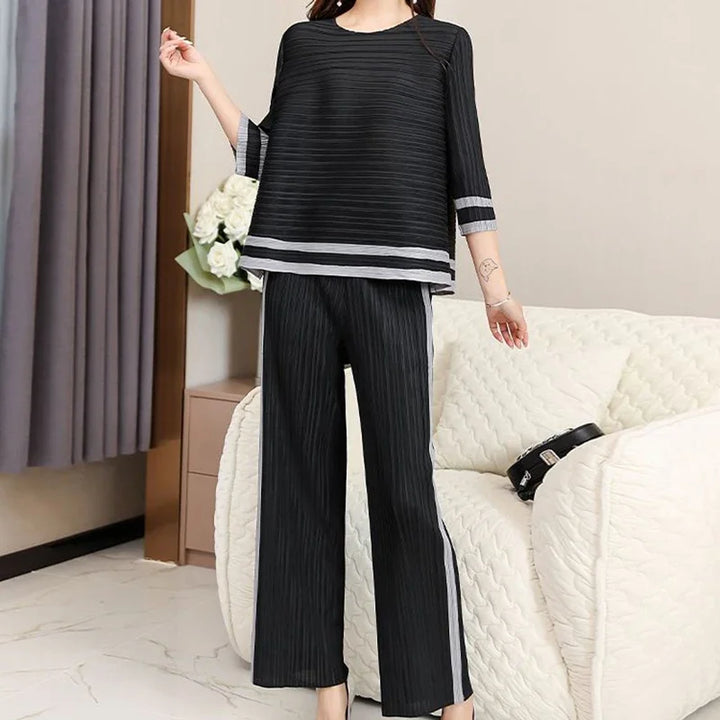 Pleated Spring and Autumn Women's Round Neck Sweet Goddess Wide Leg Pants Two Piece Fashion Set