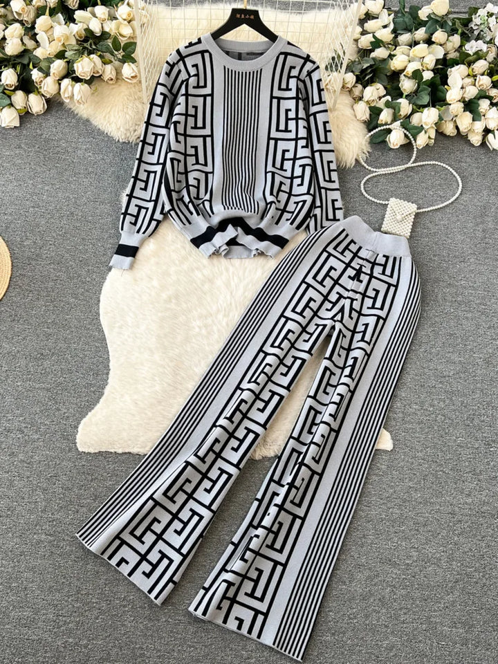 Korean Style Knit Sweater and Pants Set - Labyrinth Print - Loose Fit - Sizes XS-XL