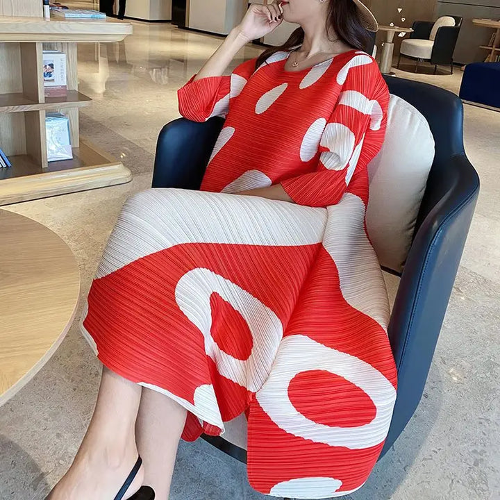 2023 Spring Print Dress: VANOVICH Fashion A-line O-neck Loose Waist with Contrast Color and Oversized Folds